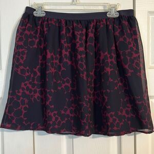 GAP Size Medium Navy Blue Maroon Wine Floral Stretch Pull On Semi Sheer Skirt